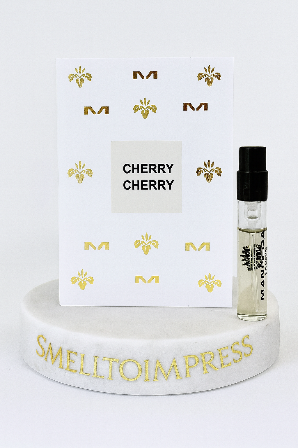 MANCERA Cherry Cherry Eau de Parfum 0,06 fl. oz. 2 ml oficjalna próbka perfum na luksusowym marmurowym stojaku smelltoimpress
