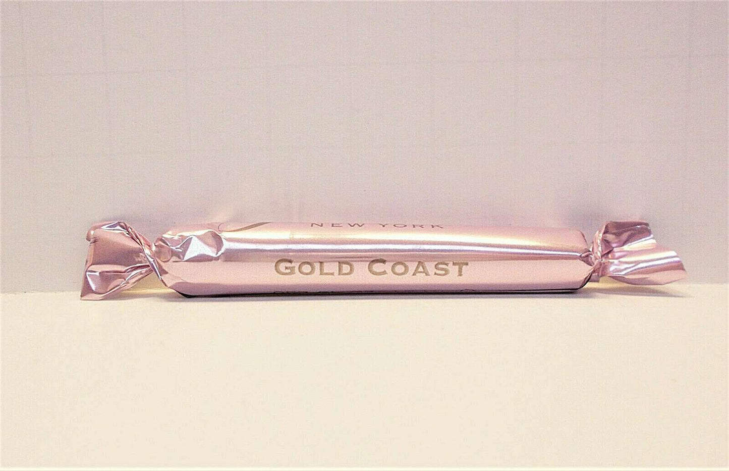 Bond No. 9 Gold Coast 1.7 ML 0.06 fl. oz. officielt parfymprov, Bond No. 9 Gold Coast 1.7 ML 0.06 fl. oz. officiel parfumeprøve, Bond No. 9 Gold Coast 1.7 ML 0.06 fl. oz. officieel parfumstalen, Bond No. 9 Gold Coast 1.7 ML 0.06 fl. oz. official perf