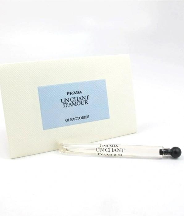 Prada Un Chant D’amour Olfactories mini 4ml 0,14 fl. o.z. échantillon de parfum officiel, Prada Un Chant D’amour Olfactories mini 4ml 0,14 fl. o.z. virallinen hajuvesinäyte, Prada Un Chant D’amour Olfactories mini 4ml 0.14 fl. o.z. oficjalna próbka p